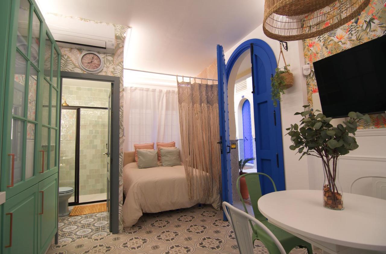 Mara'S Apartments Torremolinos La Mar - Beachfront Tiny House - Bajondillo ภายนอก รูปภาพ