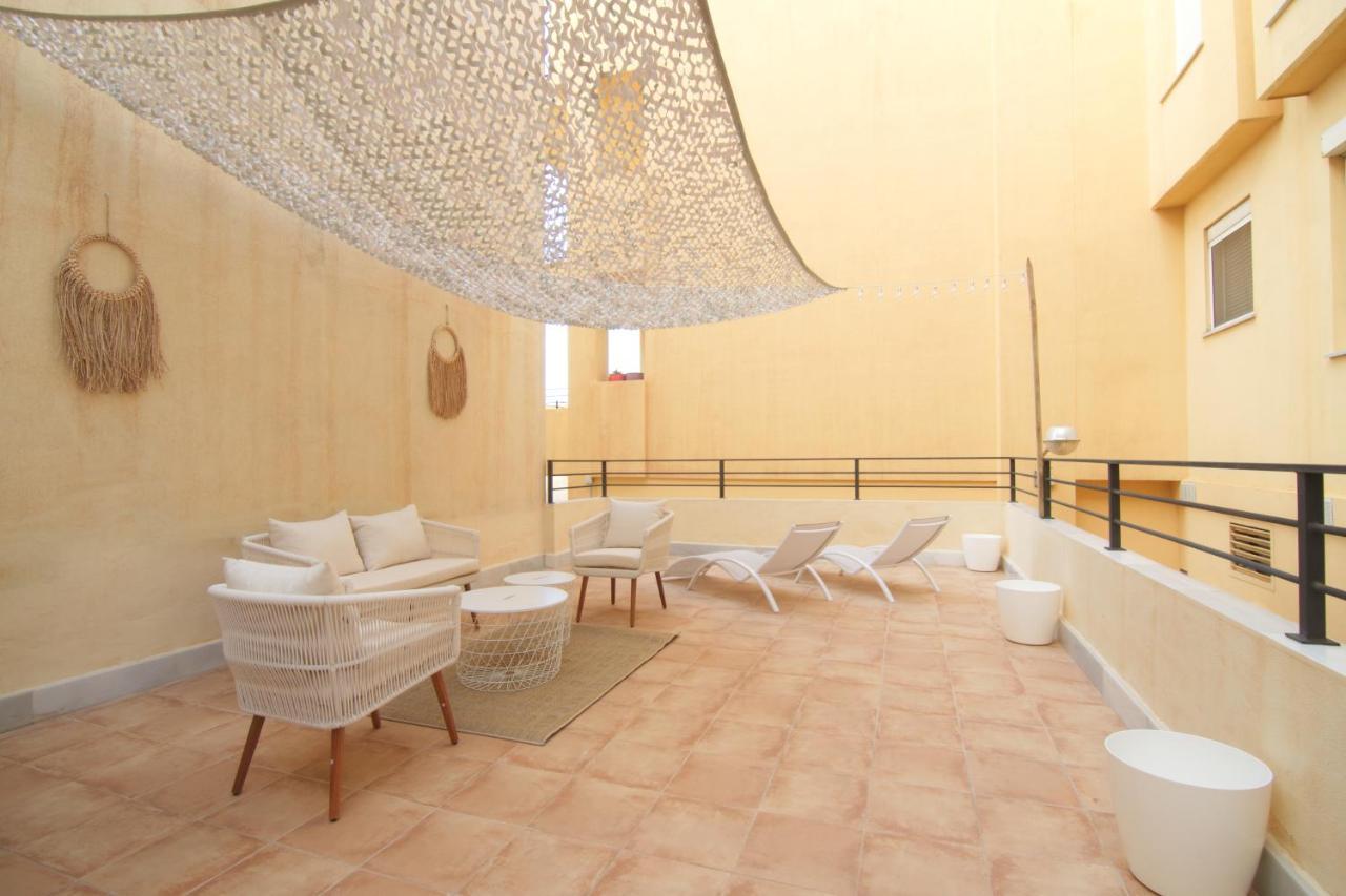 Mara'S Apartments Torremolinos La Mar - Beachfront Tiny House - Bajondillo ภายนอก รูปภาพ